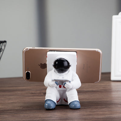 Simple Astronaut Mobile Phone Stand Student Desktop Holder Cute Spaceman Cell Phone Holder Creative Gift Small Desk Decoration - My Tech Addict