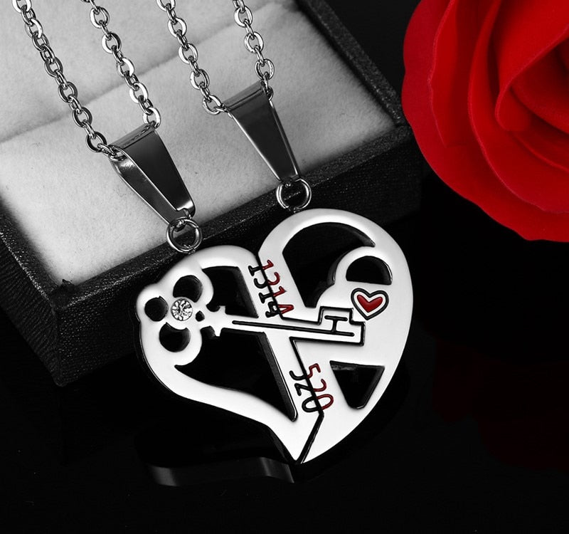 Pendant Love Necklace Set Lover Valentine Gifts Stainless Steel Chain Feature:Brand new and without tags.
Style:Fashion
Material:stainless steel

 Color:Show as the picture
 

Package Include:2 PC*Necklace

 Gender:Couples
 
hallowen giftsMy Tech AddictMy Tech Addict