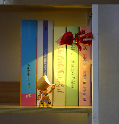 Cute LED Hero Table Lamp Mini Portable Cool Mecha Cute Robot Night Lig
 Overview:

1. Cute night light adopts mecha robot figures hero design which are equipped with head, arms, legs, when turn on with lights all ages will love the unihallowen giftsMy Tech AddictMy Tech Addict
